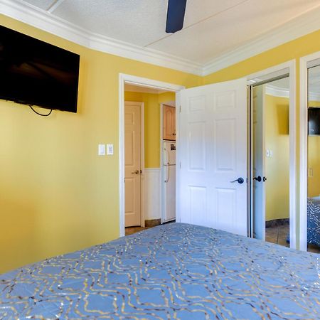 Downtown Gatlinburg Condo With Community Pool! Eksteriør billede